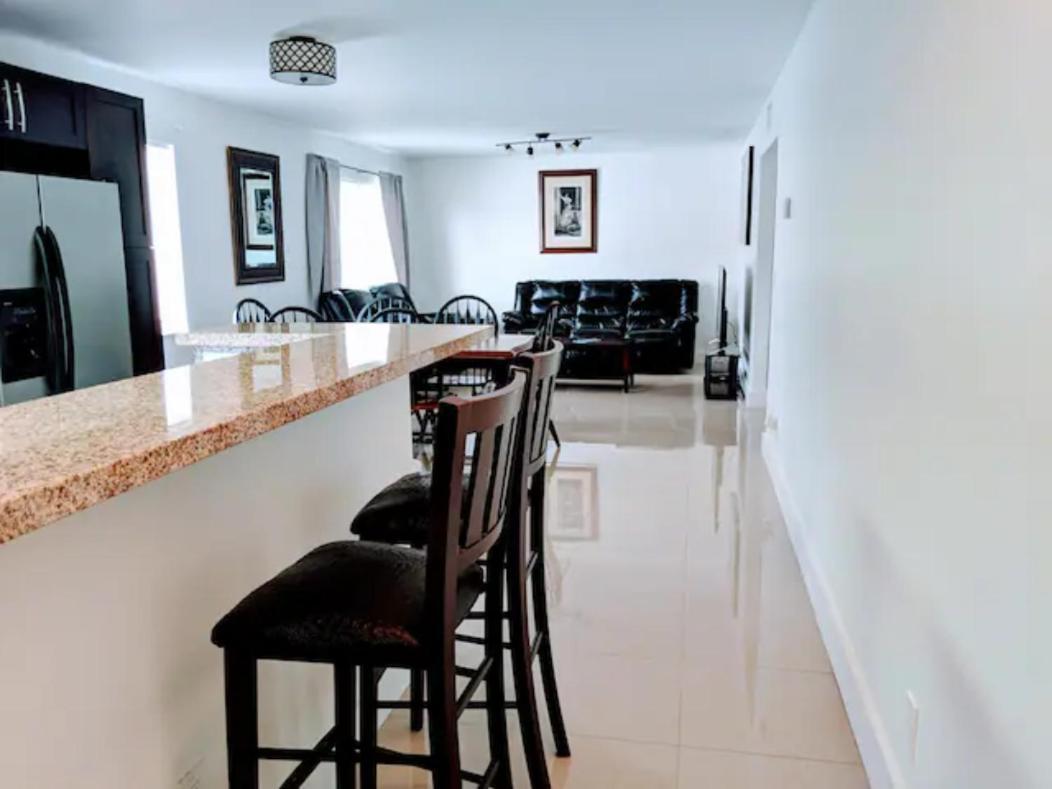 A4 - Endless Summer Rentals - Downtown Apartment Near Park, Ports, And Beach Fort Lauderdale Luaran gambar